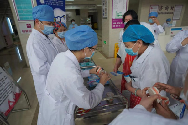 图片 2.jpg 图片 2.jpg